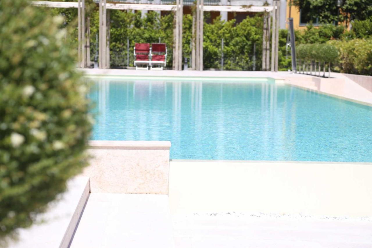 Warda A6 Apartment Desenzano del Garda Bagian luar foto