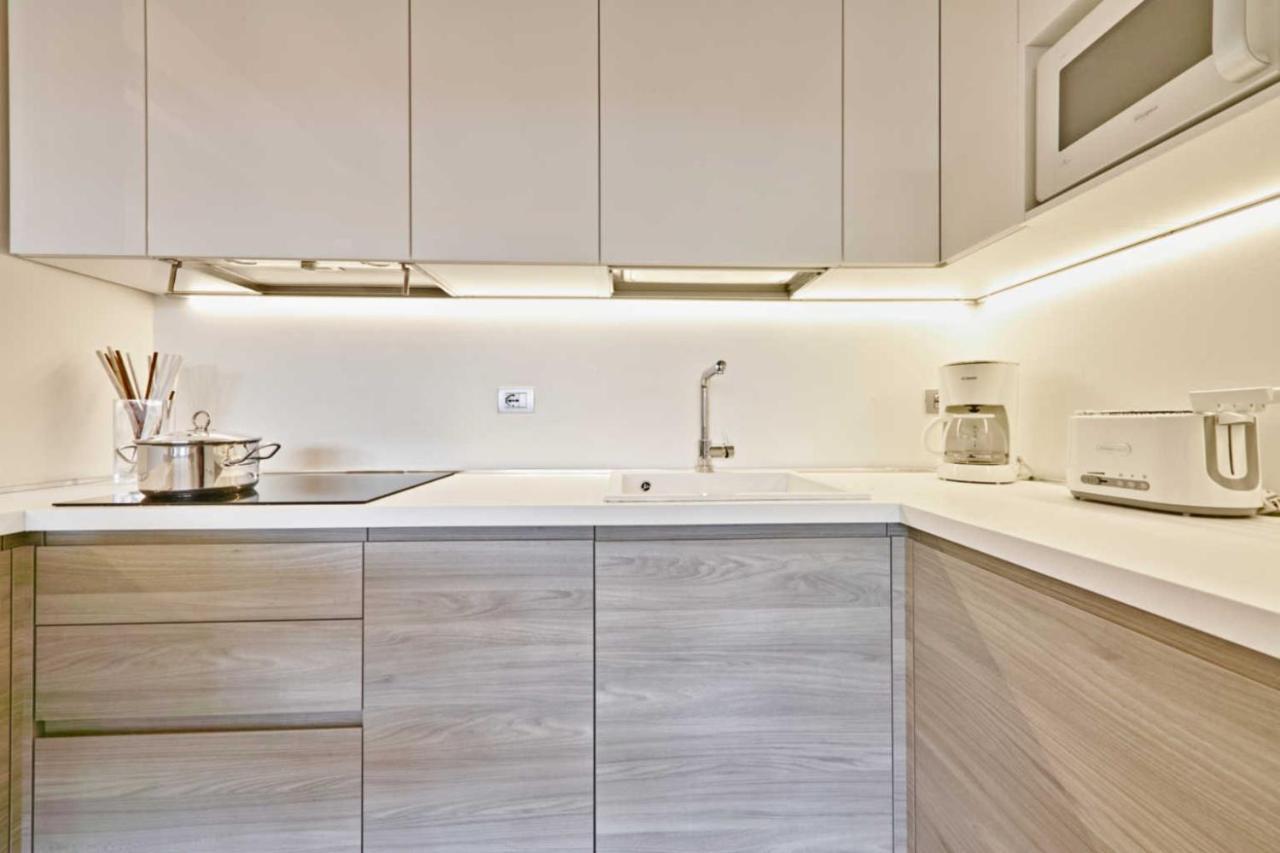 Warda A6 Apartment Desenzano del Garda Bagian luar foto